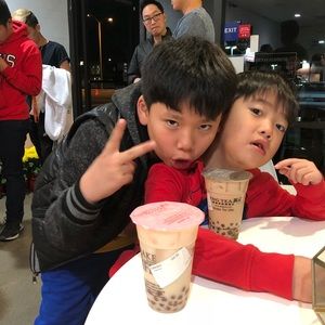 Meet your Posher, Chau